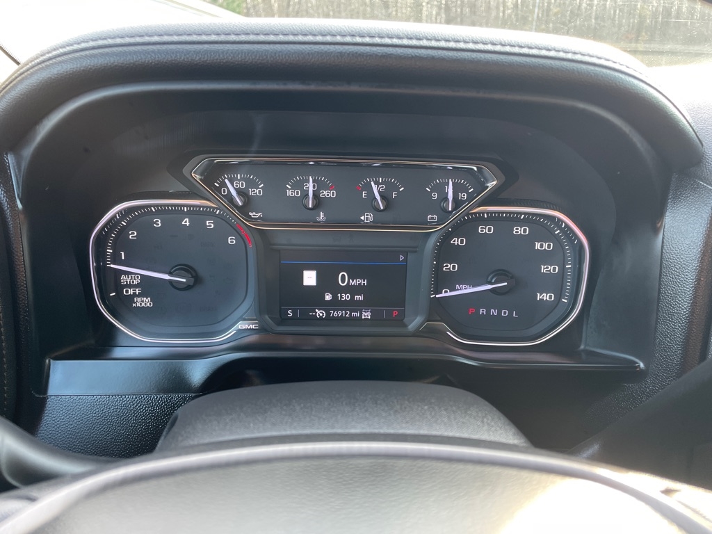 GMC Sierra 1500 4WD Crew Cab 147" AT4 2019