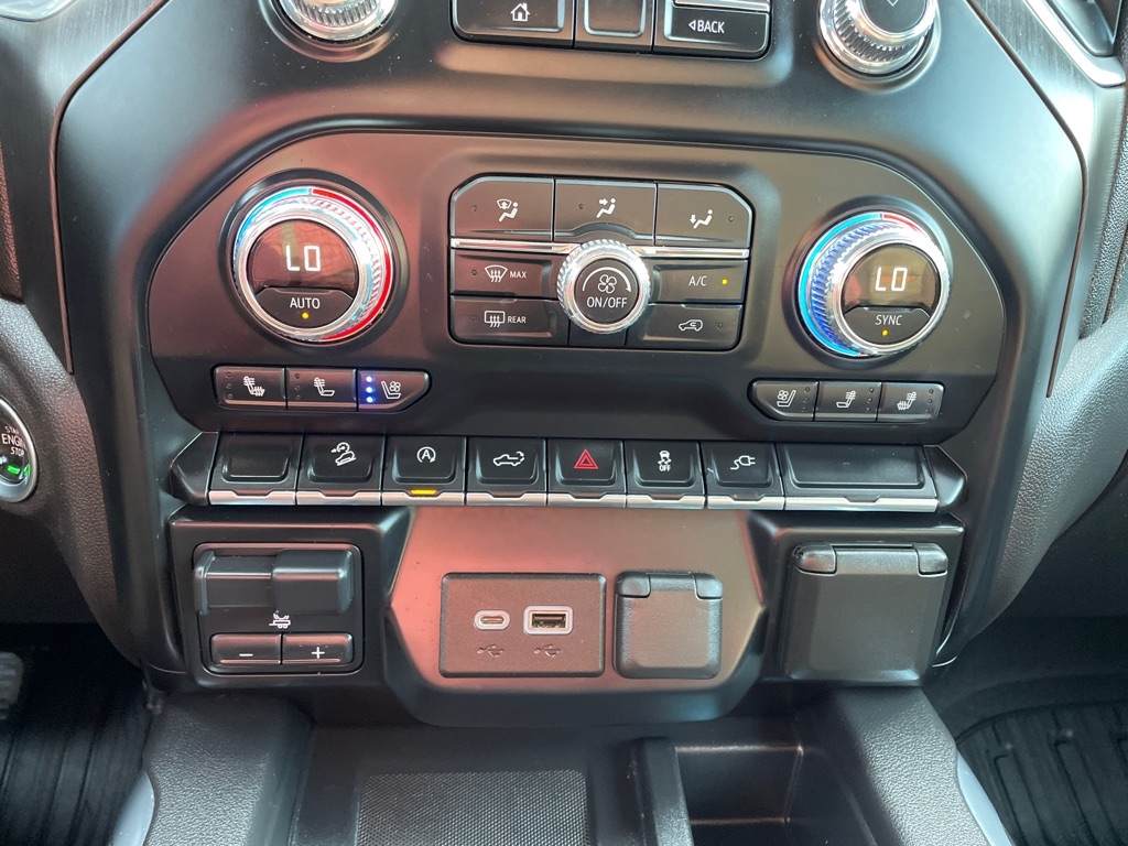 GMC Sierra 1500 4WD Crew Cab 147" AT4 2019