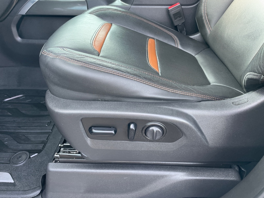 GMC Sierra 1500 4WD Crew Cab 147" AT4 2019