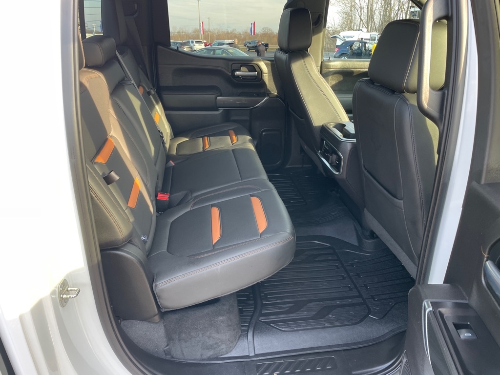 GMC Sierra 1500 4WD Crew Cab 147" AT4 2019