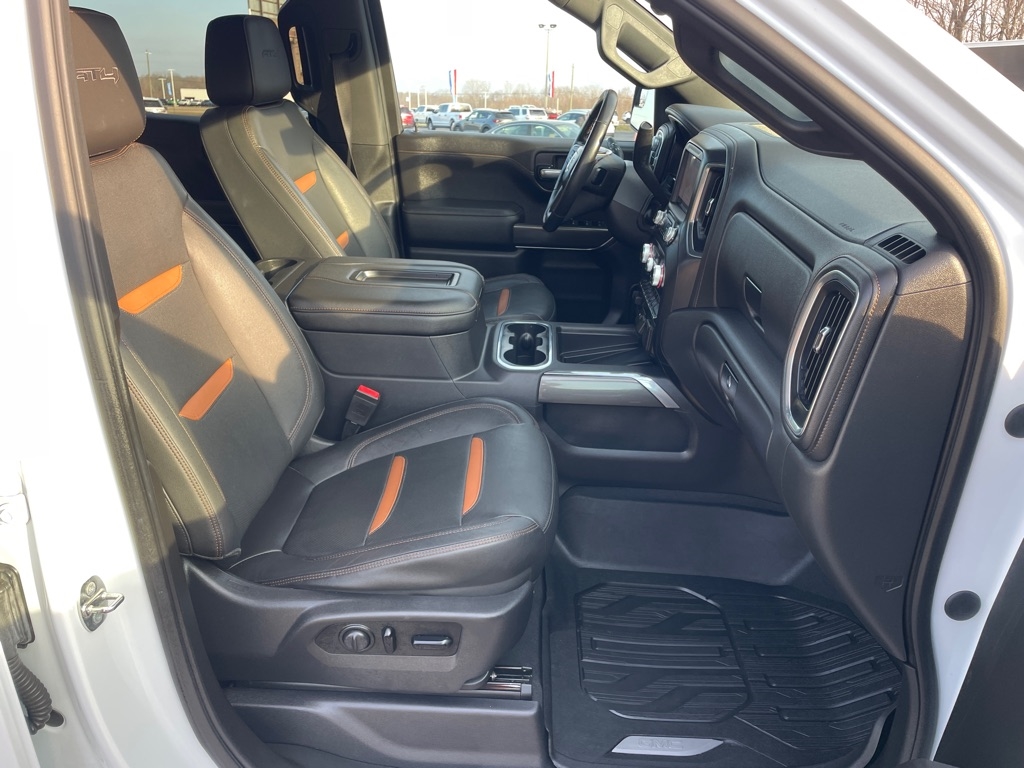 GMC Sierra 1500 4WD Crew Cab 147" AT4 2019