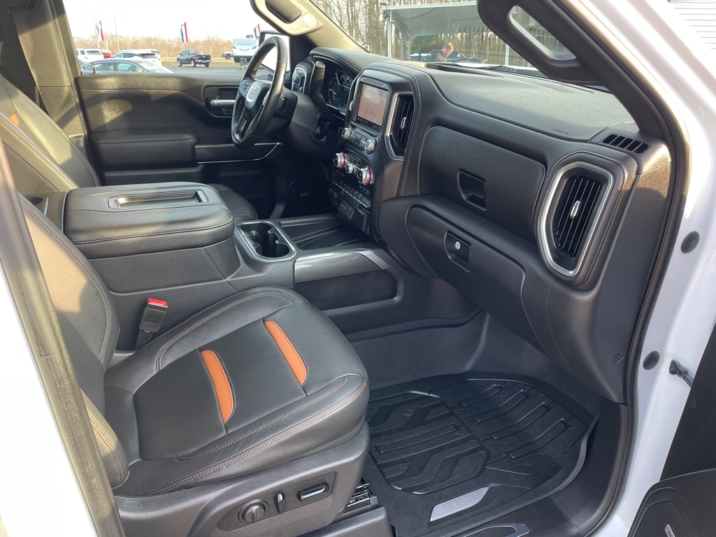 GMC Sierra 1500 4WD Crew Cab 147" AT4 2019