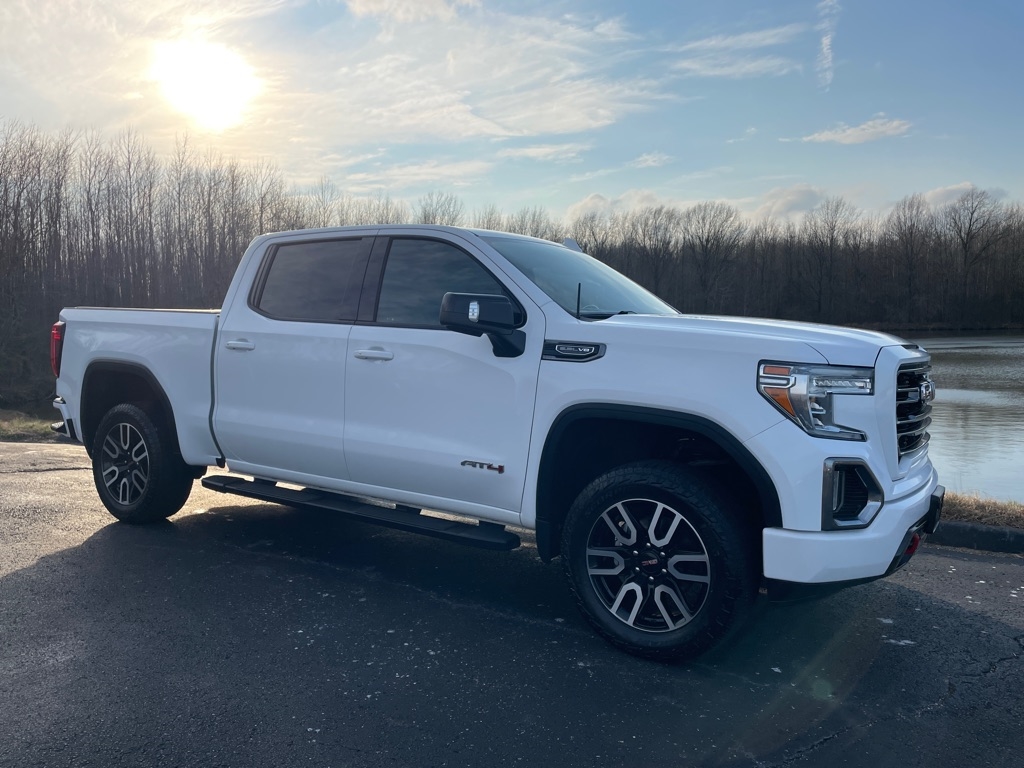 GMC Sierra 1500 4WD Crew Cab 147" AT4 2019