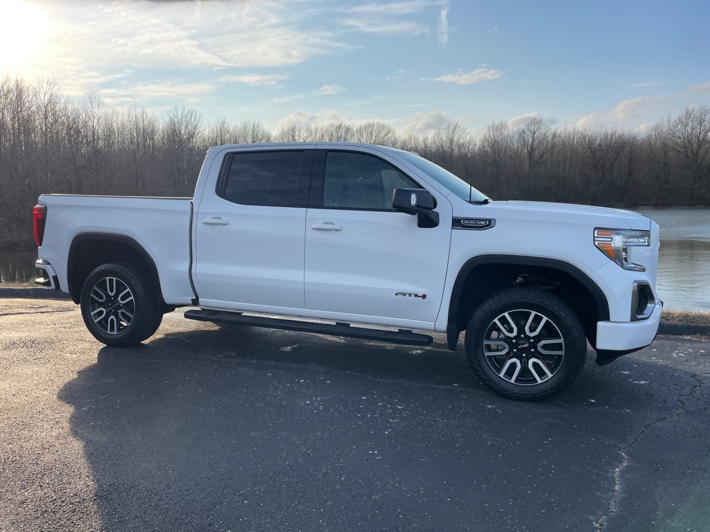 GMC Sierra 1500 4WD Crew Cab 147" AT4 2019