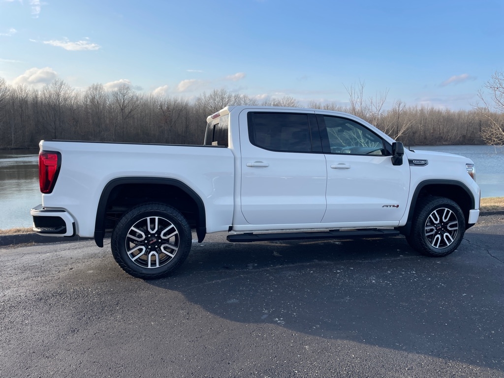 GMC Sierra 1500 4WD Crew Cab 147" AT4 2019