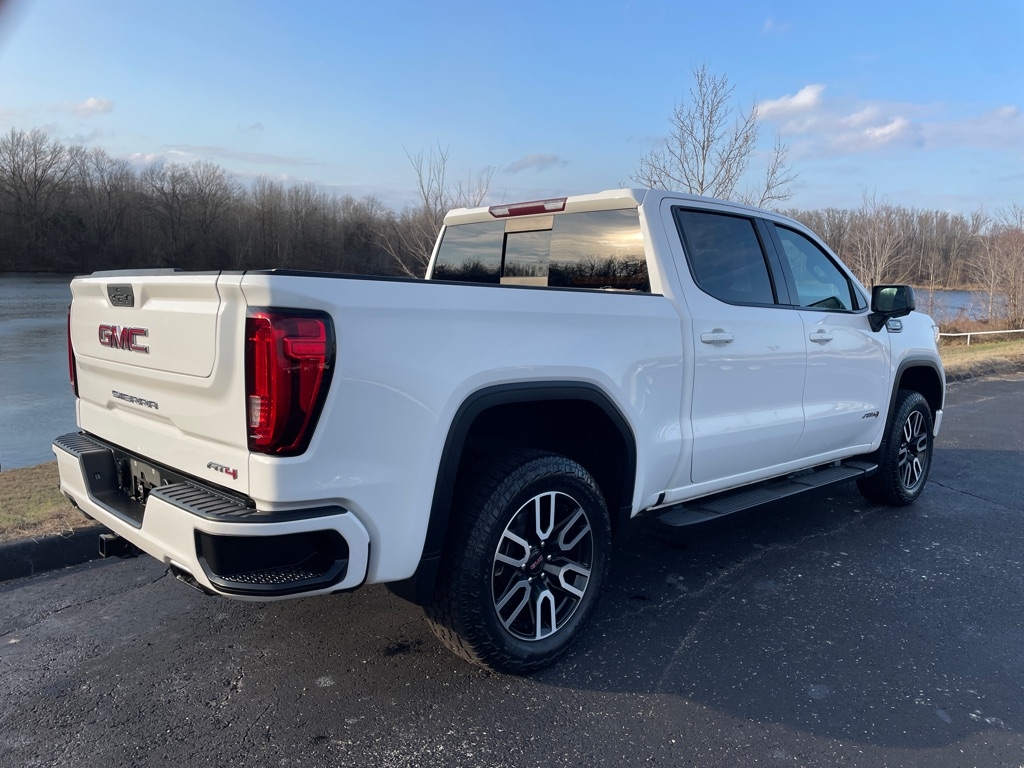 GMC Sierra 1500 4WD Crew Cab 147" AT4 2019