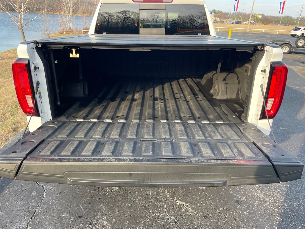 GMC Sierra 1500 4WD Crew Cab 147" AT4 2019
