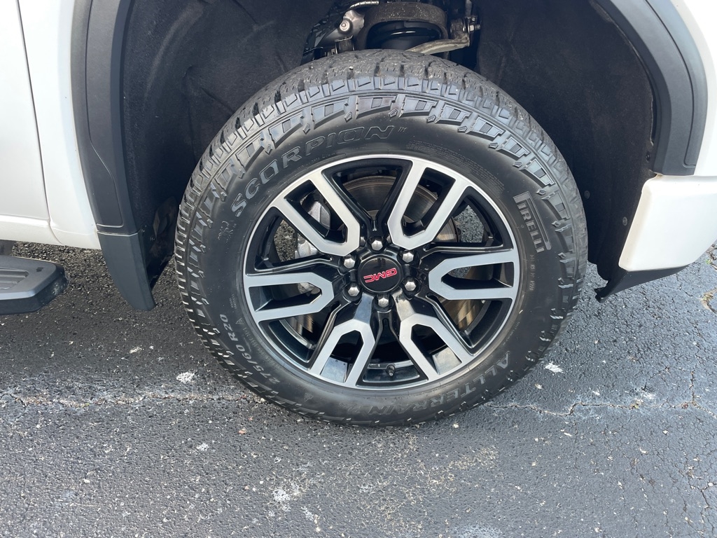 GMC Sierra 1500 4WD Crew Cab 147" AT4 2019