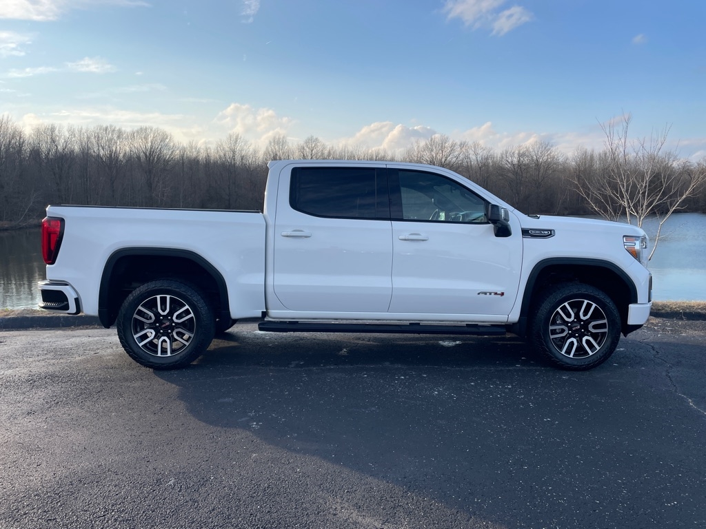 GMC Sierra 1500 4WD Crew Cab 147" AT4 2019