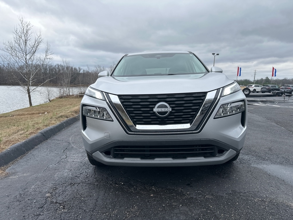 Nissan Rogue FWD SV 2022