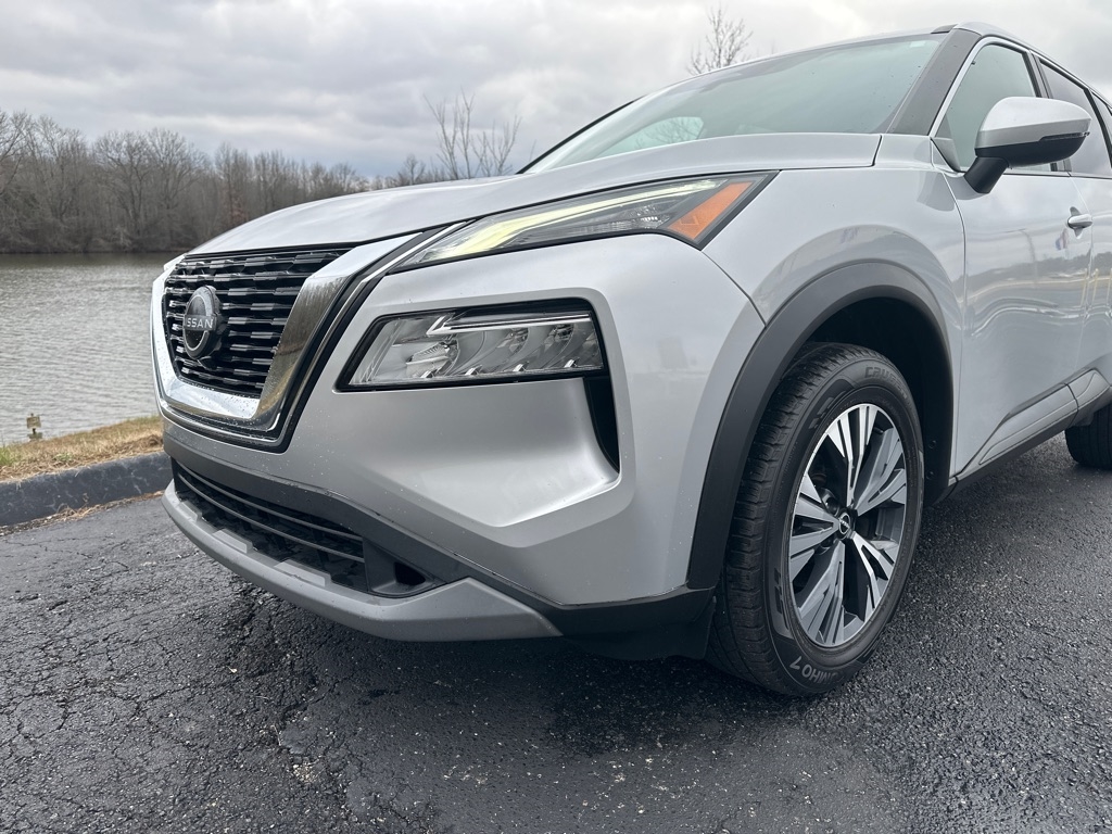 Nissan Rogue FWD SV 2022