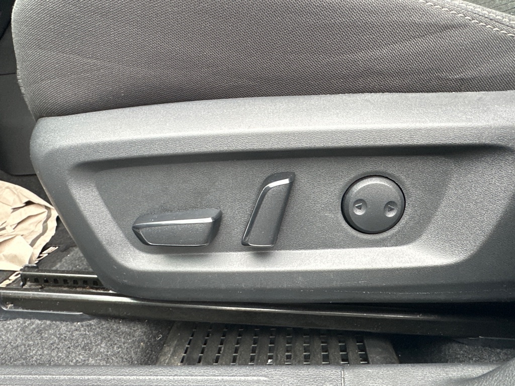 Nissan Rogue FWD SV 2022