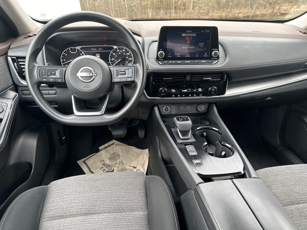 Nissan Rogue FWD SV 2022