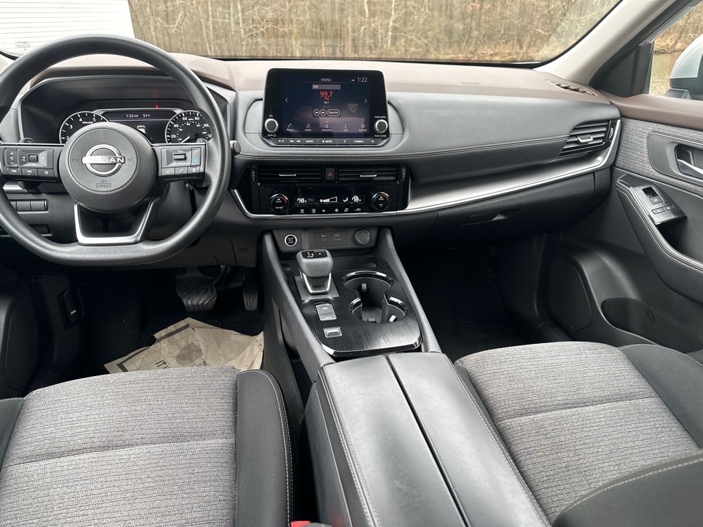 Nissan Rogue FWD SV 2022