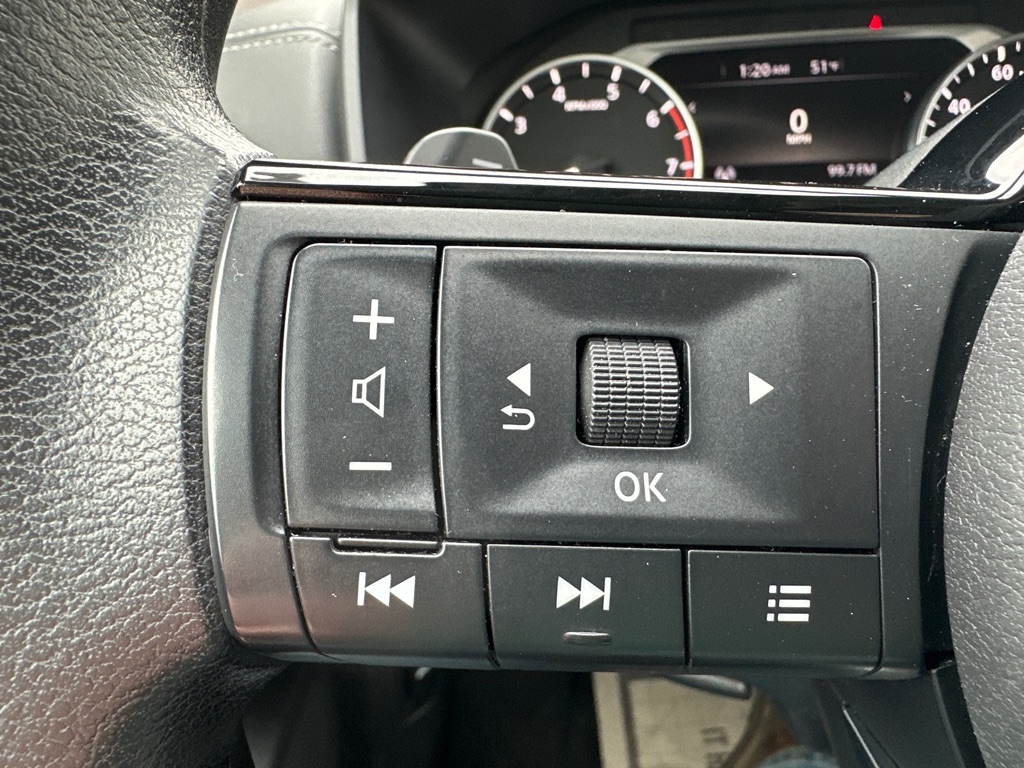 Nissan Rogue FWD SV 2022