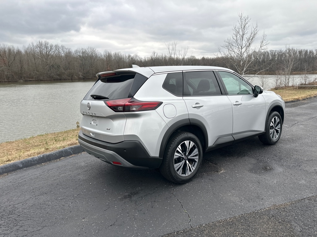 Nissan Rogue FWD SV 2022