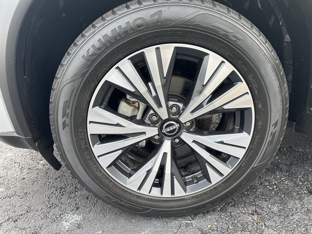 Nissan Rogue FWD SV 2022