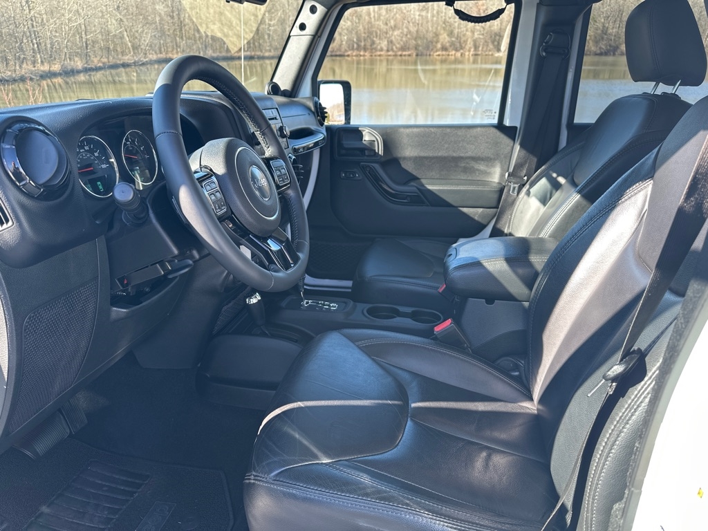 Jeep Wrangler Unlimited 4WD 4dr Altitude 2014