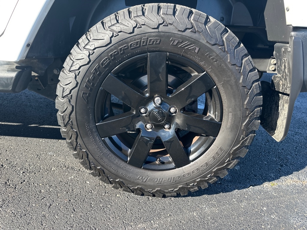 Jeep Wrangler Unlimited 4WD 4dr Altitude 2014