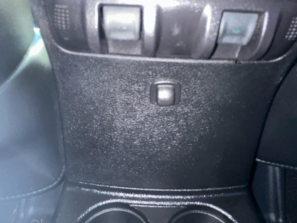 Jeep Wrangler Unlimited 4WD 4dr Sahara 2015