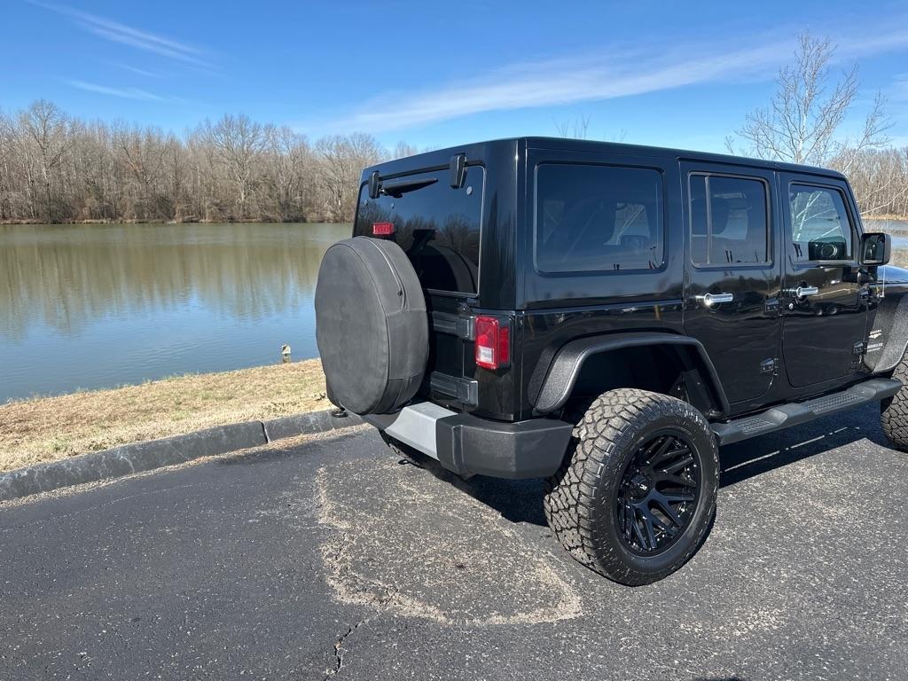 Jeep Wrangler Unlimited 4WD 4dr Sahara 2015
