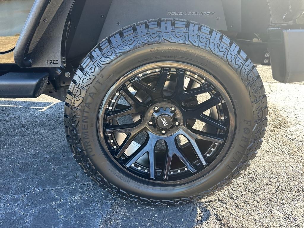 Jeep Wrangler Unlimited 4WD 4dr Sahara 2015