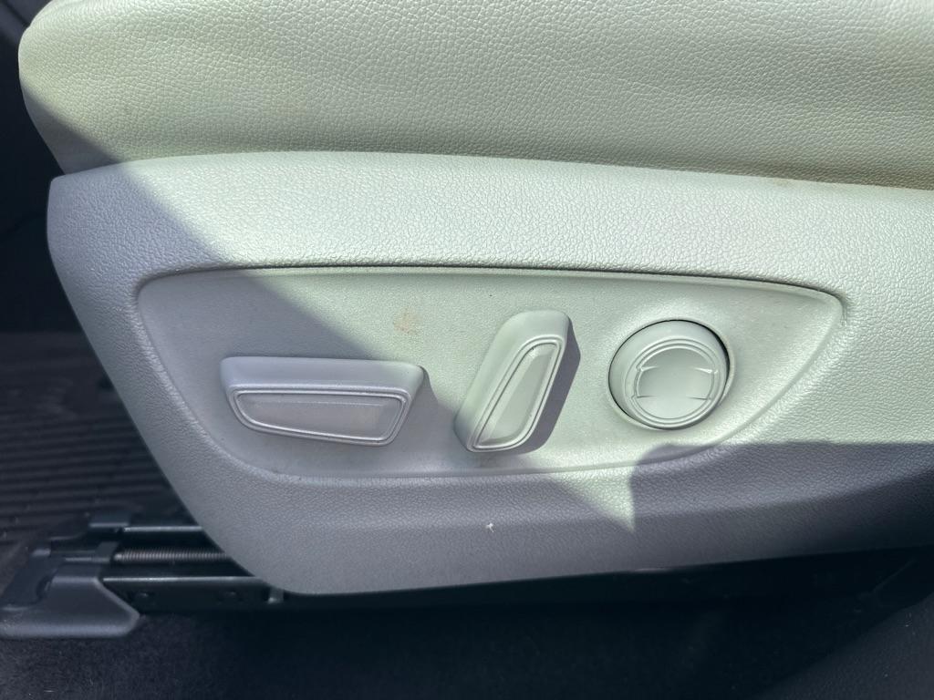 Toyota Highlander XLE FWD (Natl) 2020