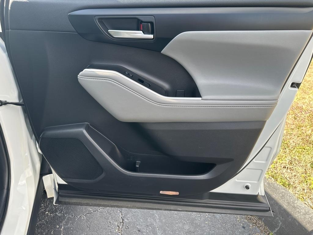 Toyota Highlander XLE FWD (Natl) 2020