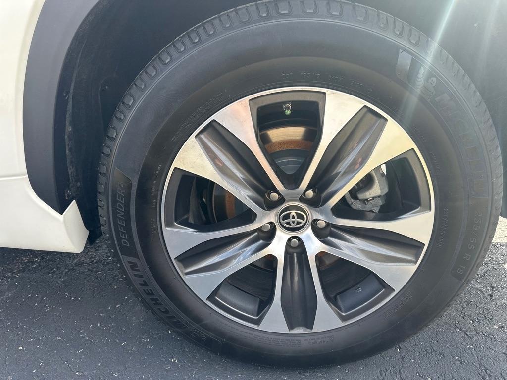 Toyota Highlander XLE FWD (Natl) 2020