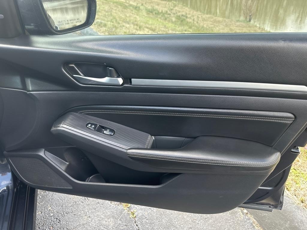 Nissan Altima 2.5 SV AWD Sedan 2019