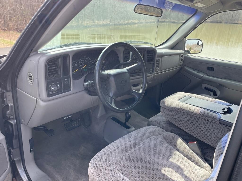 Chevrolet Silverado 1500 Reg Cab 119.0" WB 4WD LS 1999