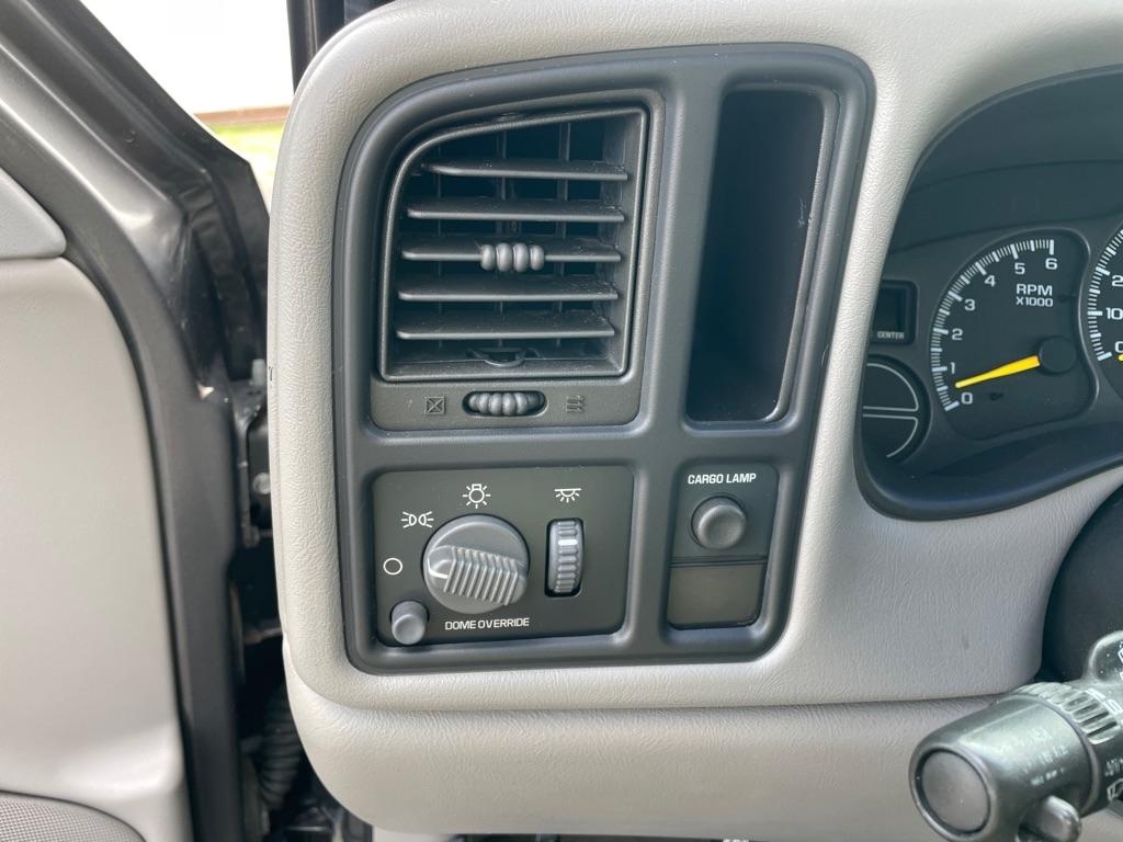 Chevrolet Silverado 1500 Reg Cab 119.0" WB 4WD LS 1999