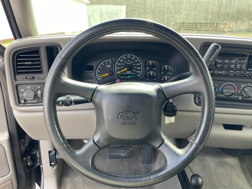 Chevrolet Silverado 1500 Reg Cab 119.0" WB 4WD LS 1999