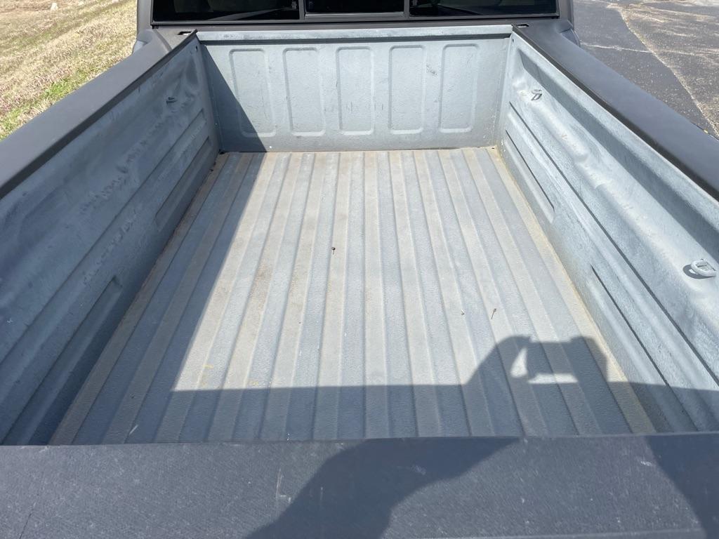 Chevrolet Silverado 1500 Reg Cab 119.0" WB 4WD LS 1999