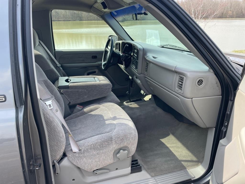 Chevrolet Silverado 1500 Reg Cab 119.0" WB 4WD LS 1999