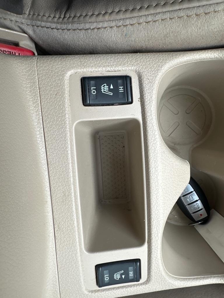 Nissan Rogue FWD 4dr SV 2015