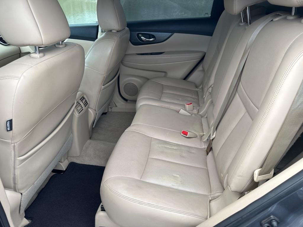 Nissan Rogue FWD 4dr SV 2015