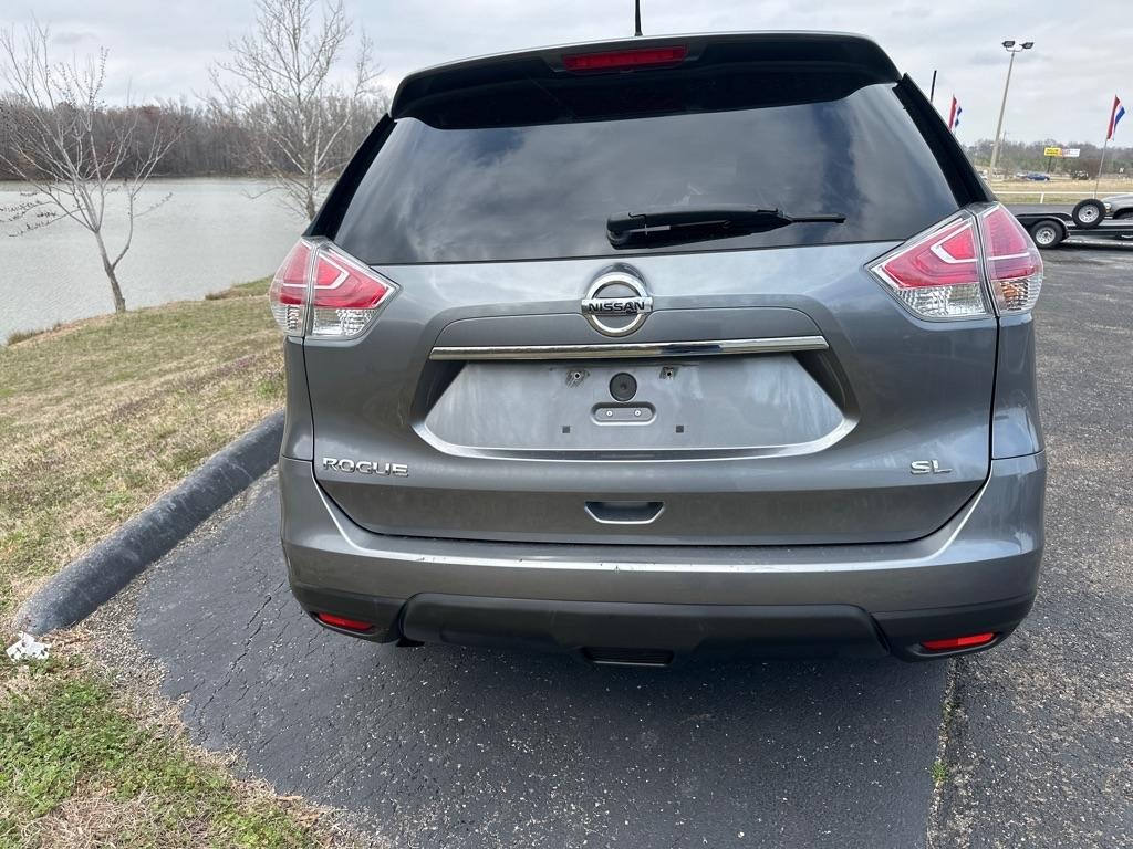 Nissan Rogue FWD 4dr SV 2015