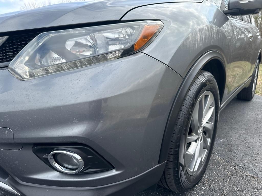 Nissan Rogue FWD 4dr SV 2015