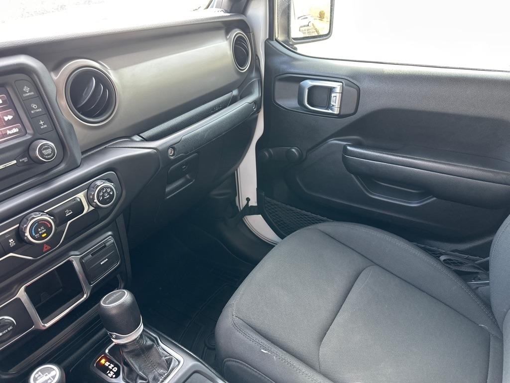 Jeep Gladiator Willys Sport 4x4 2021