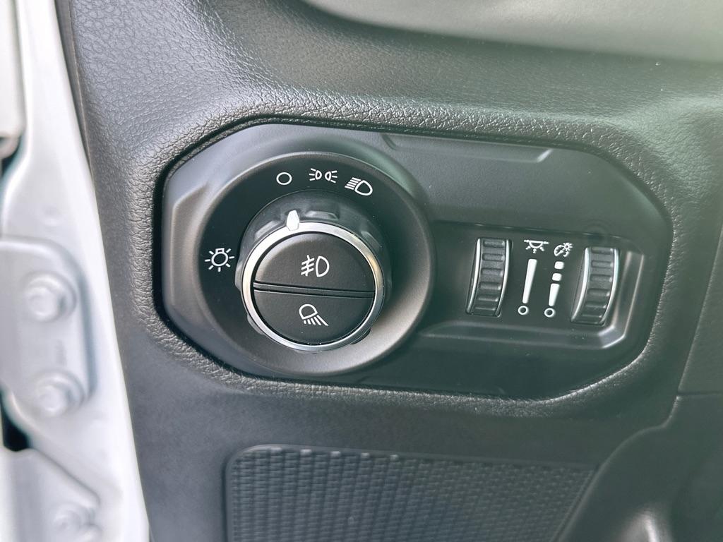 Jeep Gladiator Willys Sport 4x4 2021