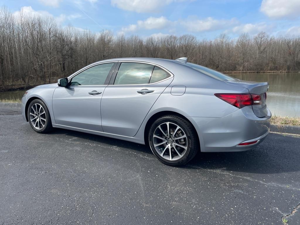 Acura TLX 4dr Sdn FWD V6 Advance 2015