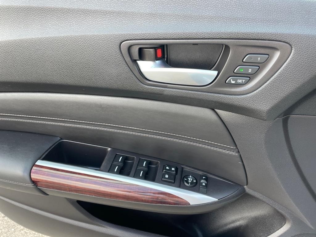 Acura TLX 4dr Sdn FWD V6 Advance 2015