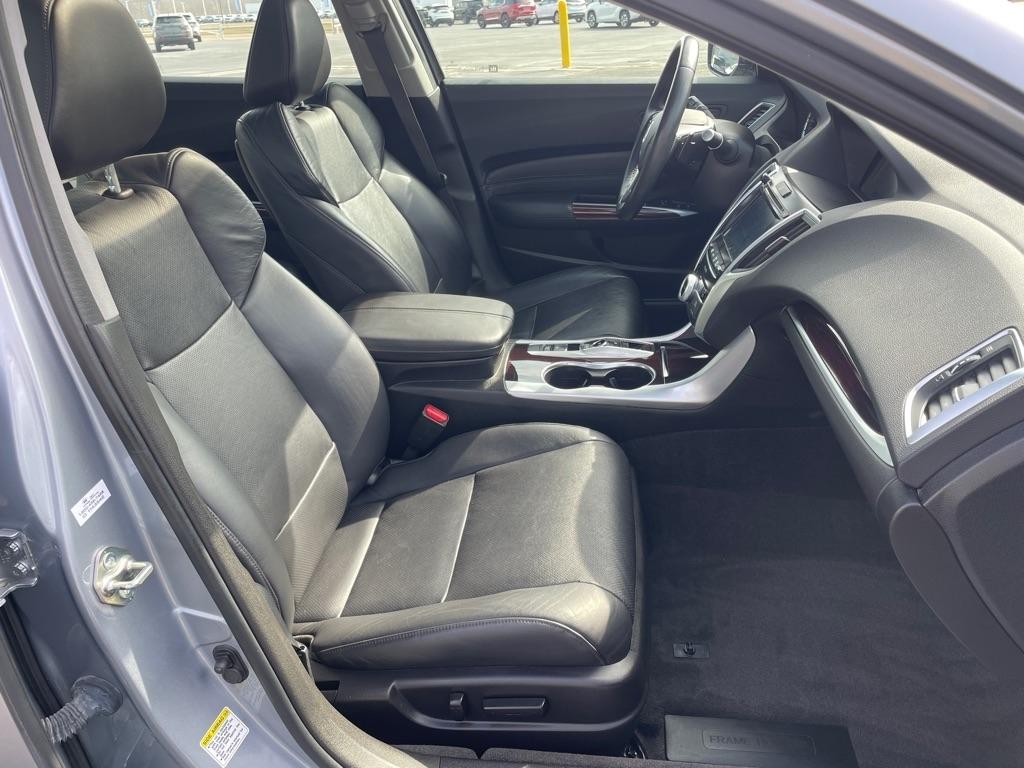 Acura TLX 4dr Sdn FWD V6 Advance 2015