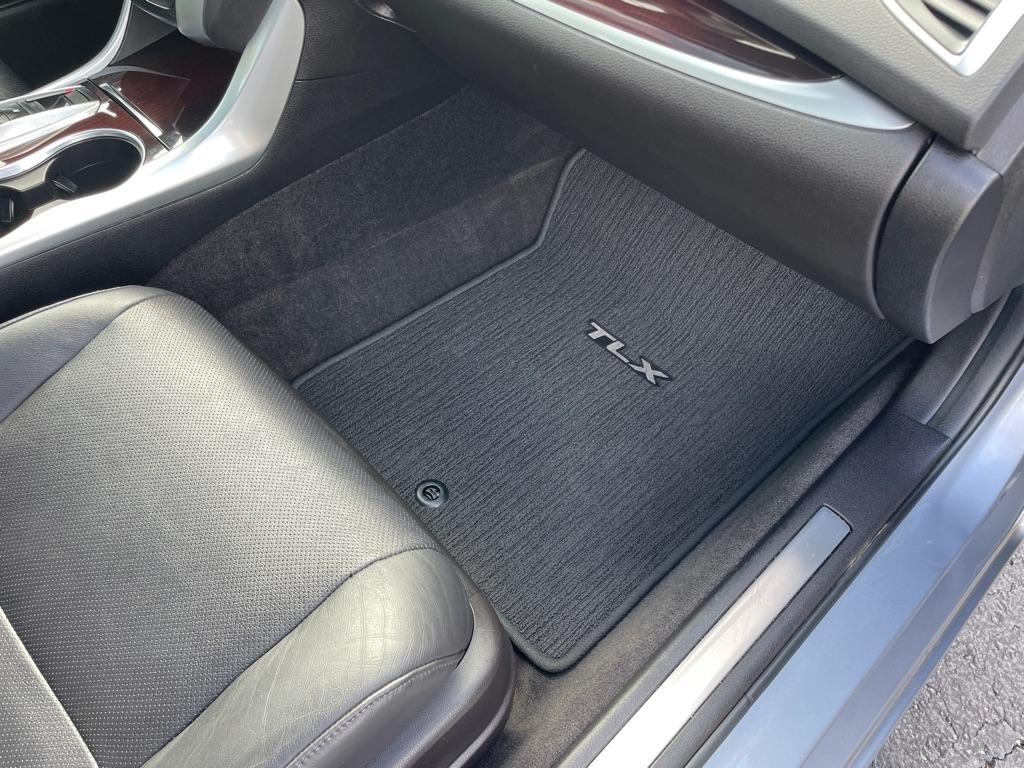 Acura TLX 4dr Sdn FWD V6 Advance 2015