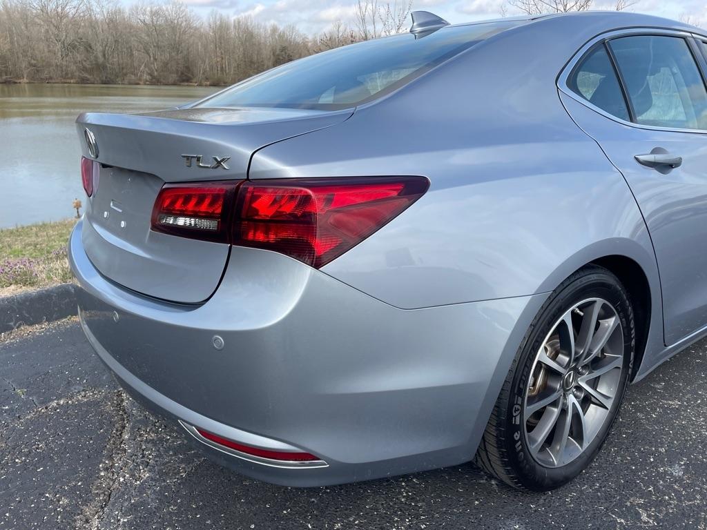 Acura TLX 4dr Sdn FWD V6 Advance 2015
