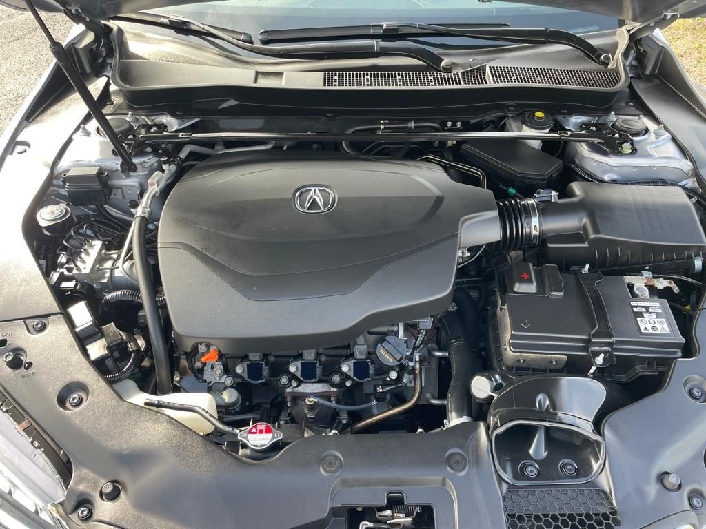 Acura TLX 4dr Sdn FWD V6 Advance 2015