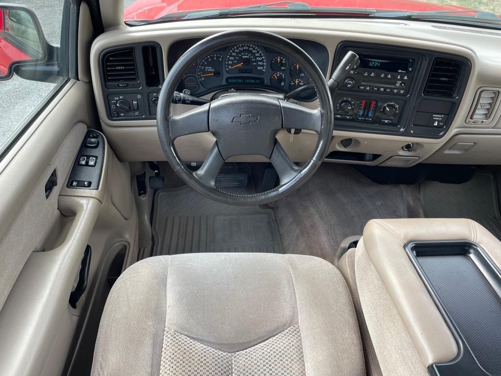Chevrolet Silverado 1500 Ext Cab 143.5" WB LS 2003