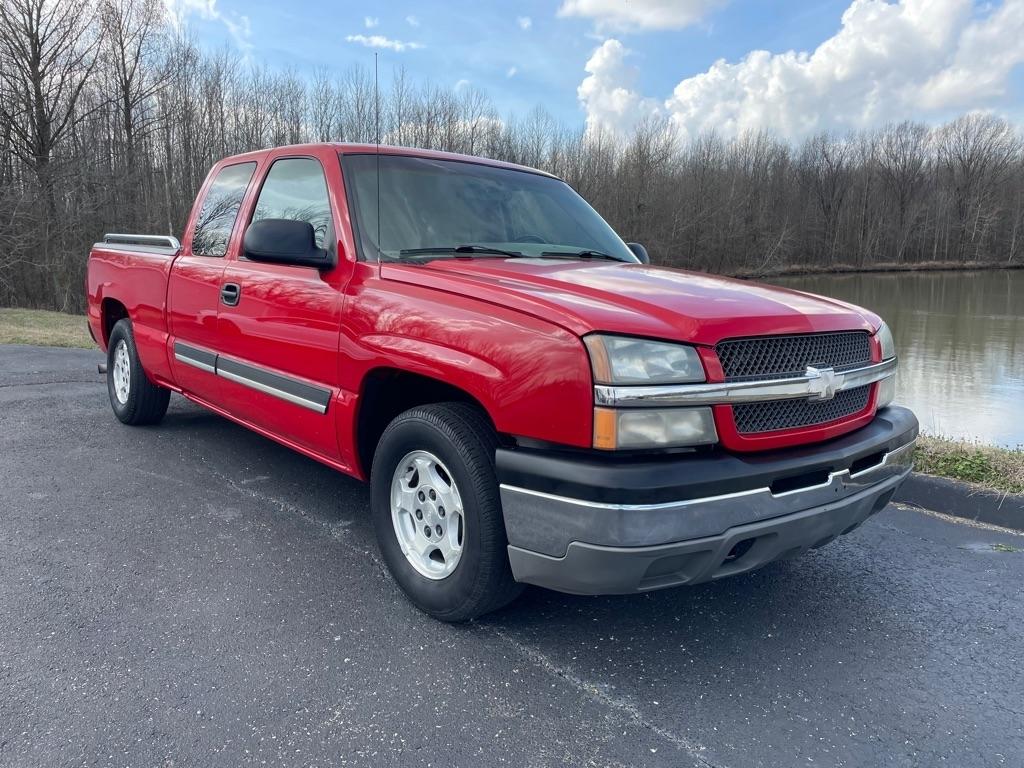 Chevrolet Silverado 1500 Ext Cab 143.5" WB LS 2003