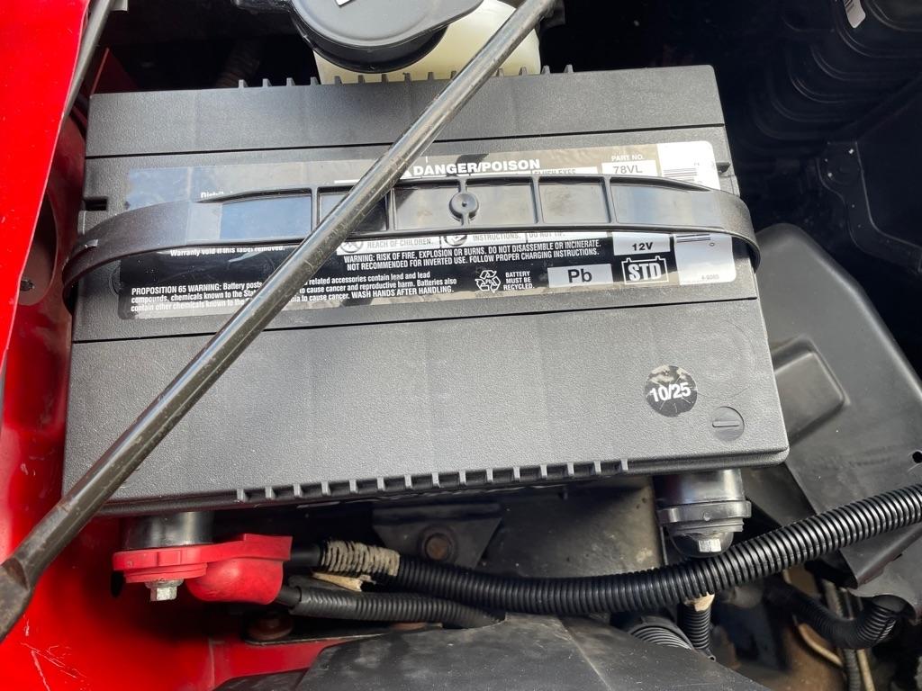 Chevrolet Silverado 1500 Ext Cab 143.5" WB LS 2003